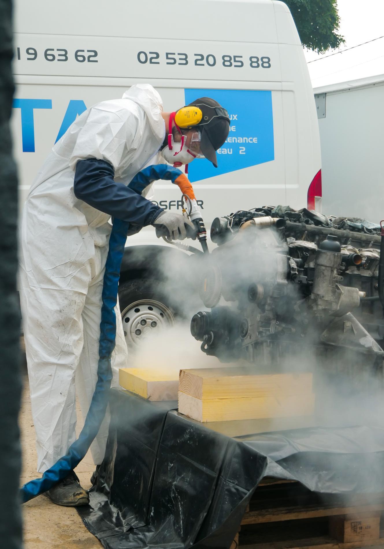 Nettoyage cryog&eacute;nique pour les &eacute;quipements industriels &agrave; Angers et dans l&rsquo;Ouest